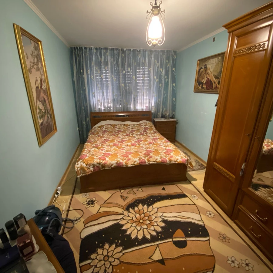 Chișinău, Botanica, Str. Busuiocești 19 Chirie apartament cu 3 odai