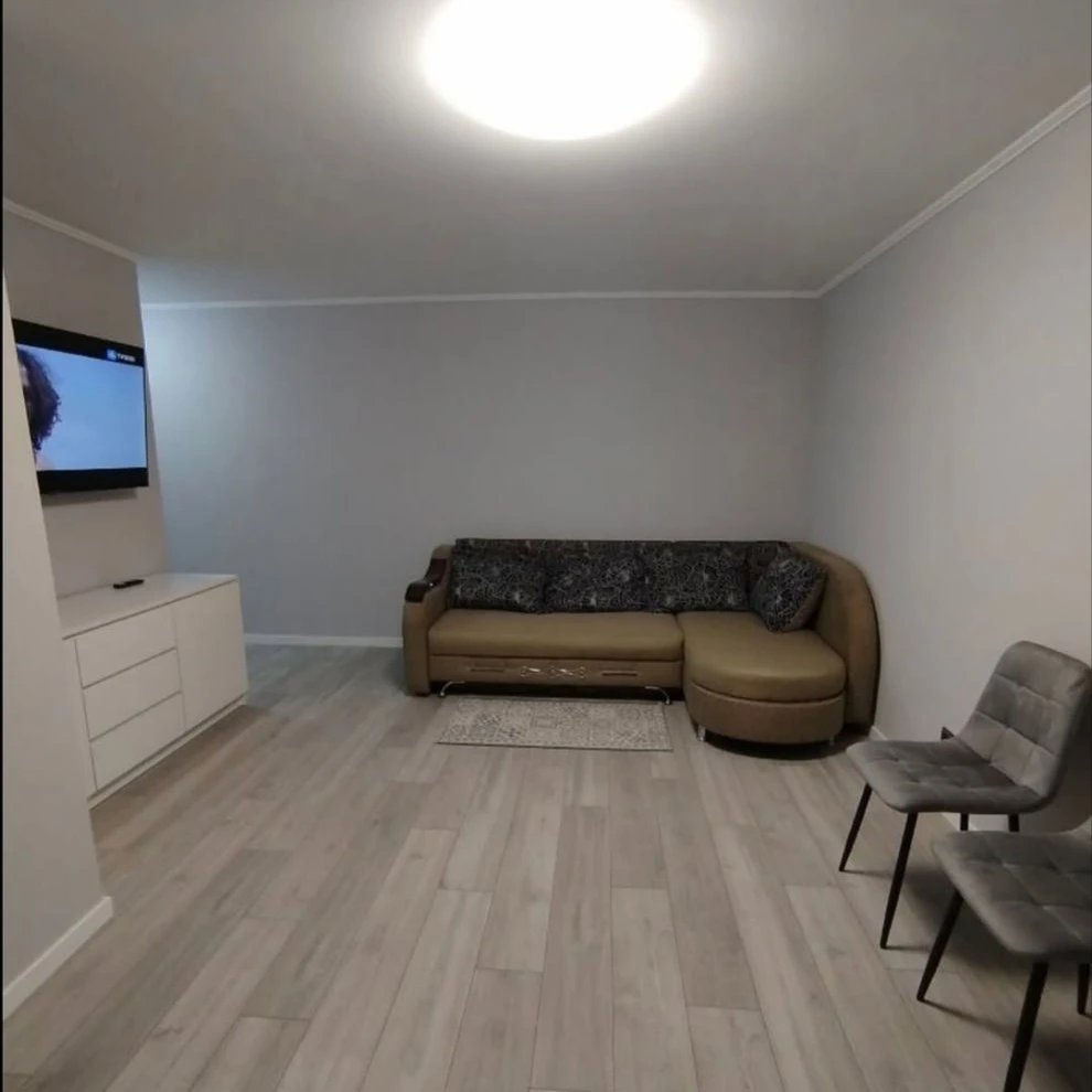 Chișinău, Botanica, Str. Nikolai Zelinski nr.6/2 Chirie apartament cu 2 odai