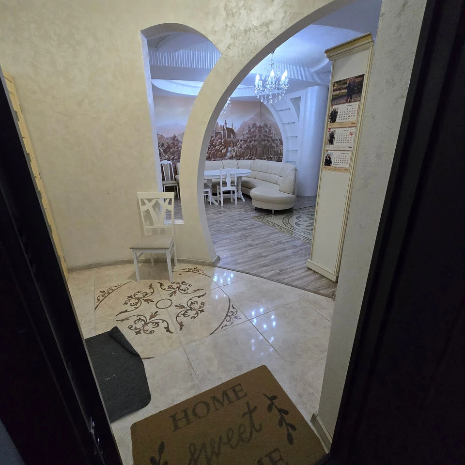 Chișinău, Riscani, Str. Academician Sergiu Rădăuțanu nr.9 Аренда трехкомнатной квартиры