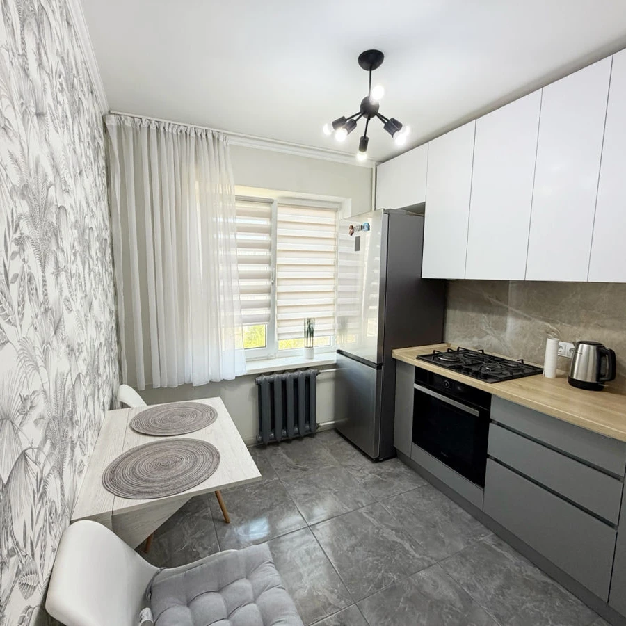 Chișinău, Posta Veche, Str. Socoleni nr.10 Chirie apartament cu 2 odai