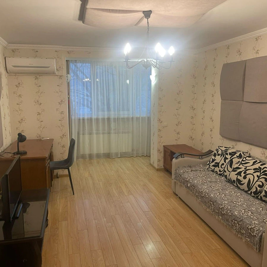 Chișinău, Posta Veche, Str-la Studenților nr.6 Chirie apartament cu 2 odai