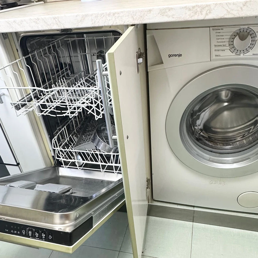 Chișinău, Centru, Str. Ismail 102/4 Chirie apartament cu 2 odai