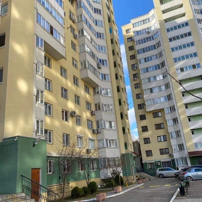 Chișinău, Botanica, Bd. Cuza Vodă nr.13/3 Chirie apartament cu 2 odai
