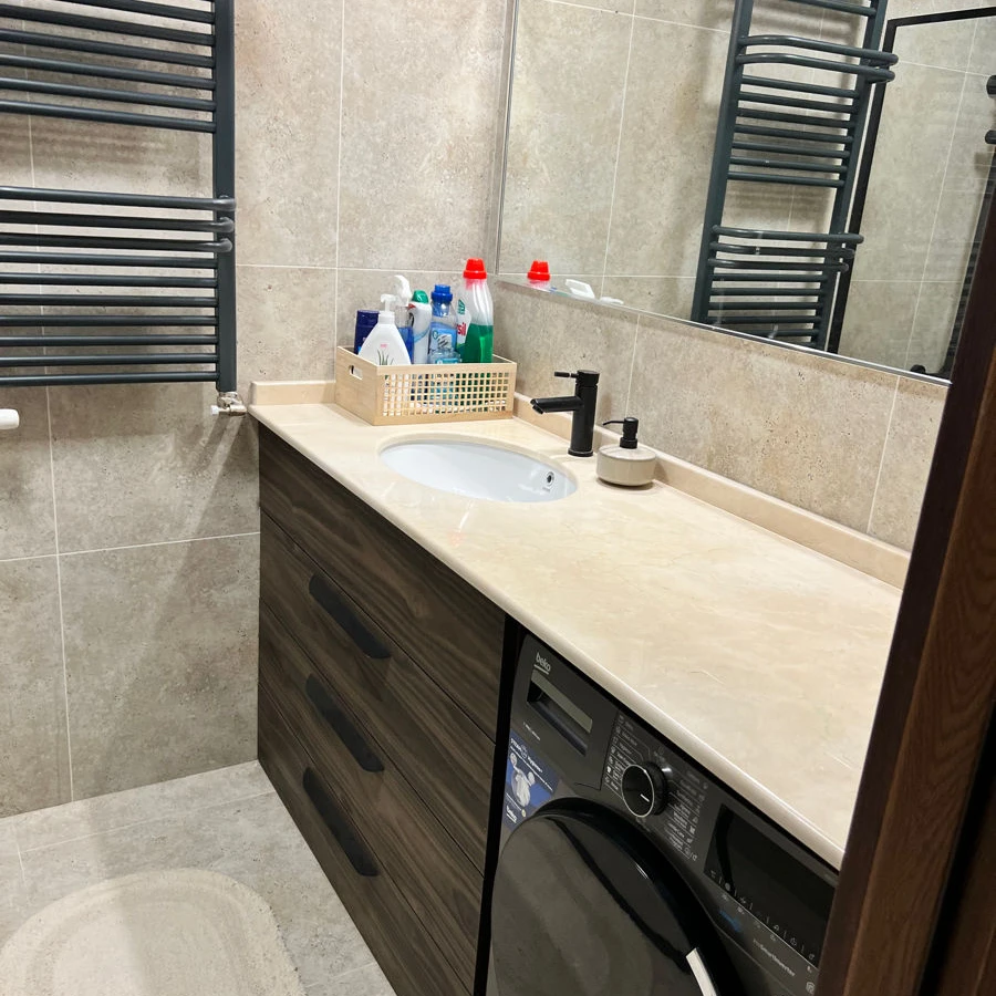 Chișinău, Centru, Str. Armenească nr.15 Chirie apartament cu 3 odai