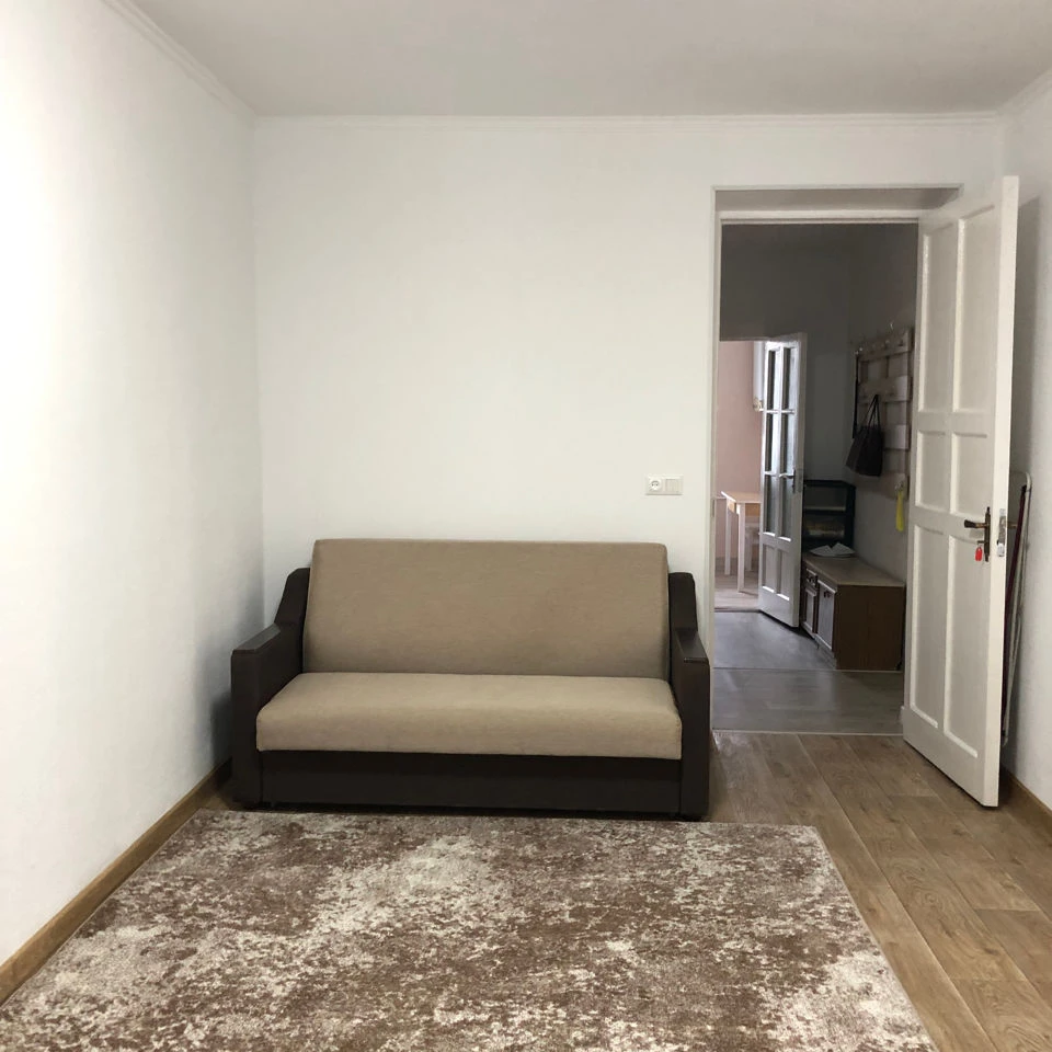 Chișinău, Centru, Str. Alexandru cel Bun 62 Оренда трикімнатної квартири