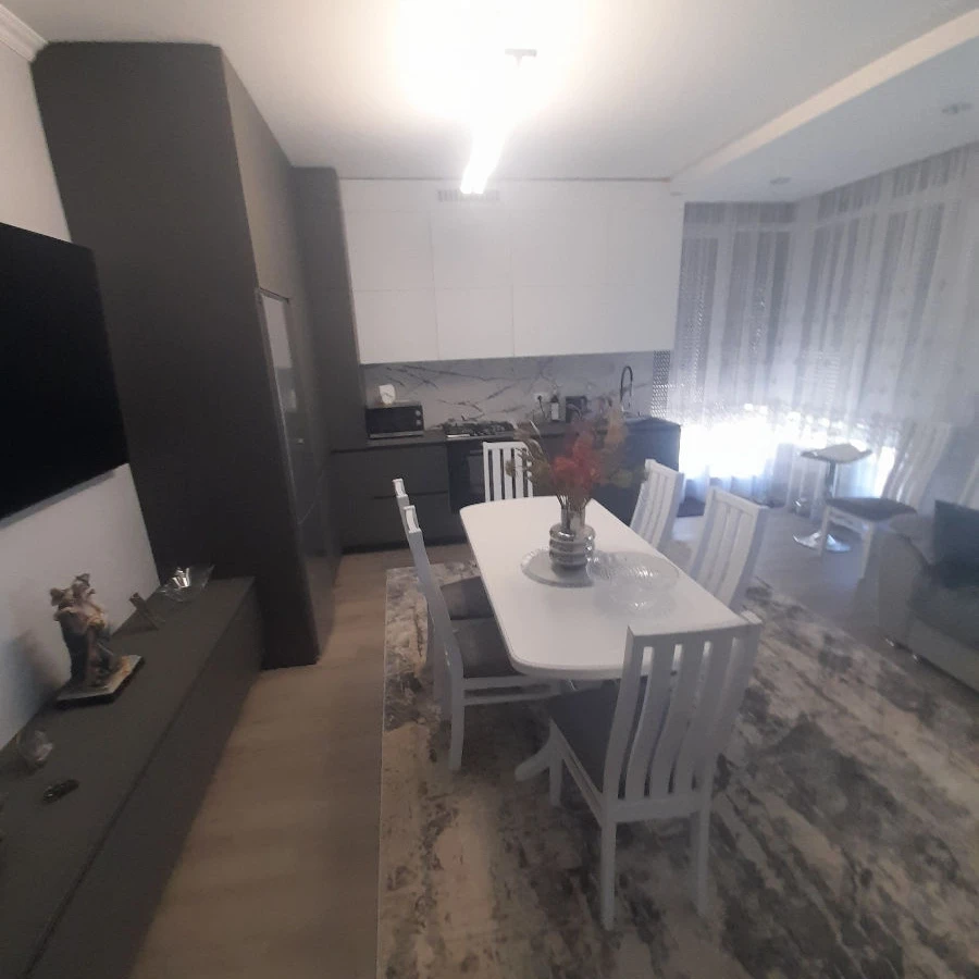 Chișinău, Centru, Str. Anestiade nr.6 Chirie apartament cu 2 odai