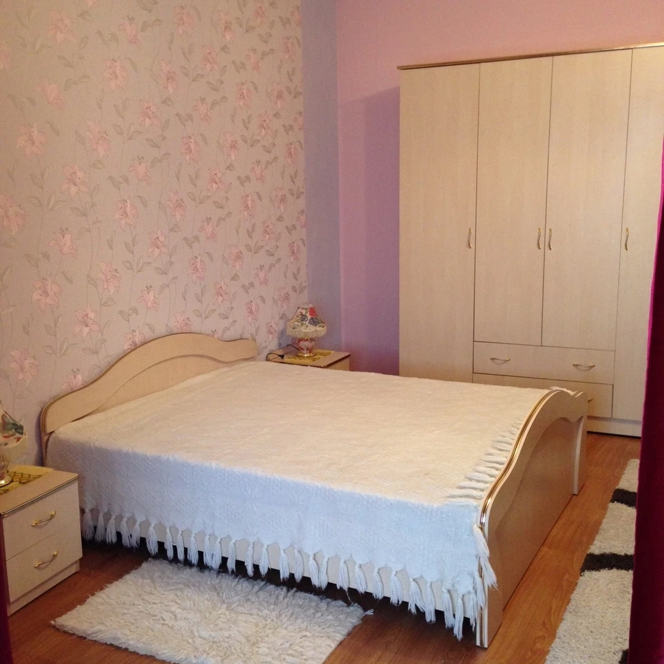 Chișinău, Centru, Иван Заикин 37 Renting a two-room apartment