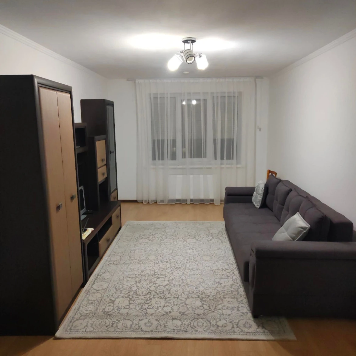 Chișinău, Ciocana, Bd. Mircea cel Bătrân nr.46 Chirie apartament cu 2 odai