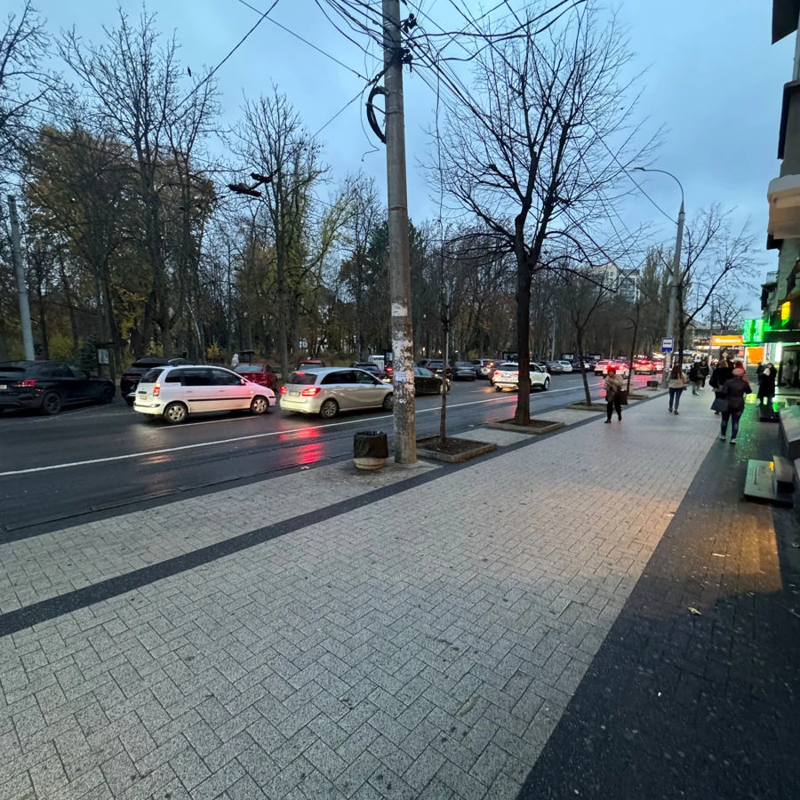 Chișinău, Centru, Str. Alexandr Pușkin nr.28 Chirie apartament cu 3 odai