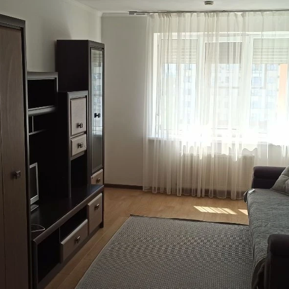 Chișinău, Ciocana, Bd. Mircea cel Bătrân nr.46 Chirie apartament cu 2 odai