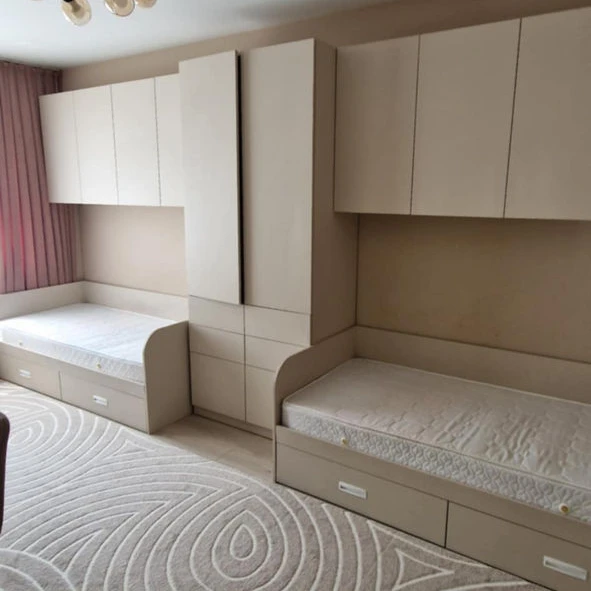Chișinău, Centru, Tecuci nr.3/1 Chirie apartament cu 2 odai