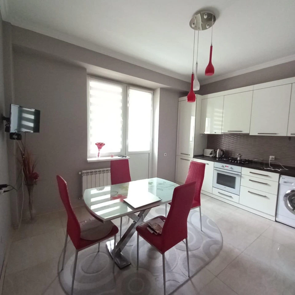 Chișinău, Botanica, Bd. Decebal nr.78 Chirie apartament cu 2 odai