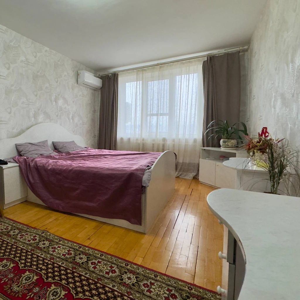Chișinău, Botanica, ул. Люба Думитриу nr.12 Chirie apartament cu 3 odai