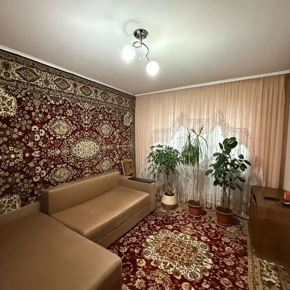 Chișinău, Buiucani, Str. Onisifor Ghibu nr.2 Chirie apartament cu 3 odai