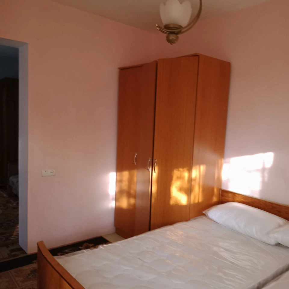 Chișinău, Ciocana, Str. Podul Înalt nr.3 Chirie apartament cu 2 odai
