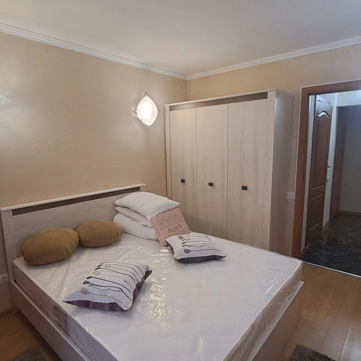 Chișinău, Ciocana, Str. Ginta Latină nr.19/1 Chirie apartament cu 2 odai